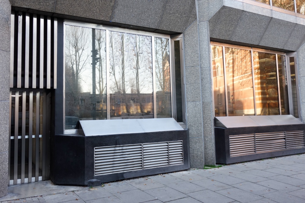 Stainless steel and glass doors for John Lewis and Partners, London